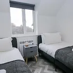 Claife Flights Apartmán